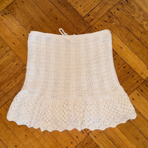 Crochet Mini Skirt - Picture 3 of 4